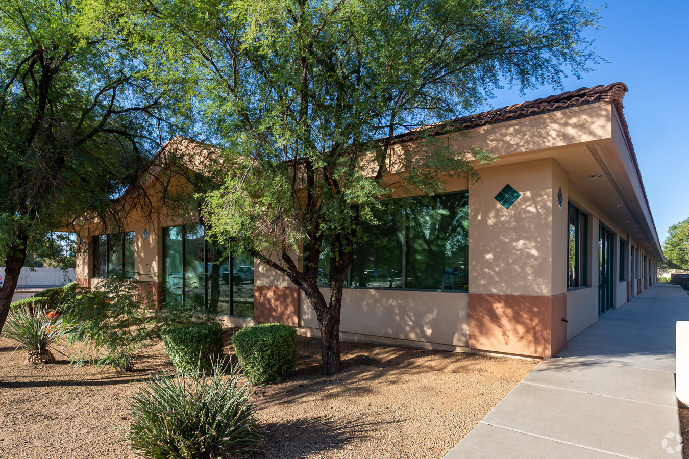 4646 E Greenway Rd, Phoenix, AZ 85032 | LoopNet