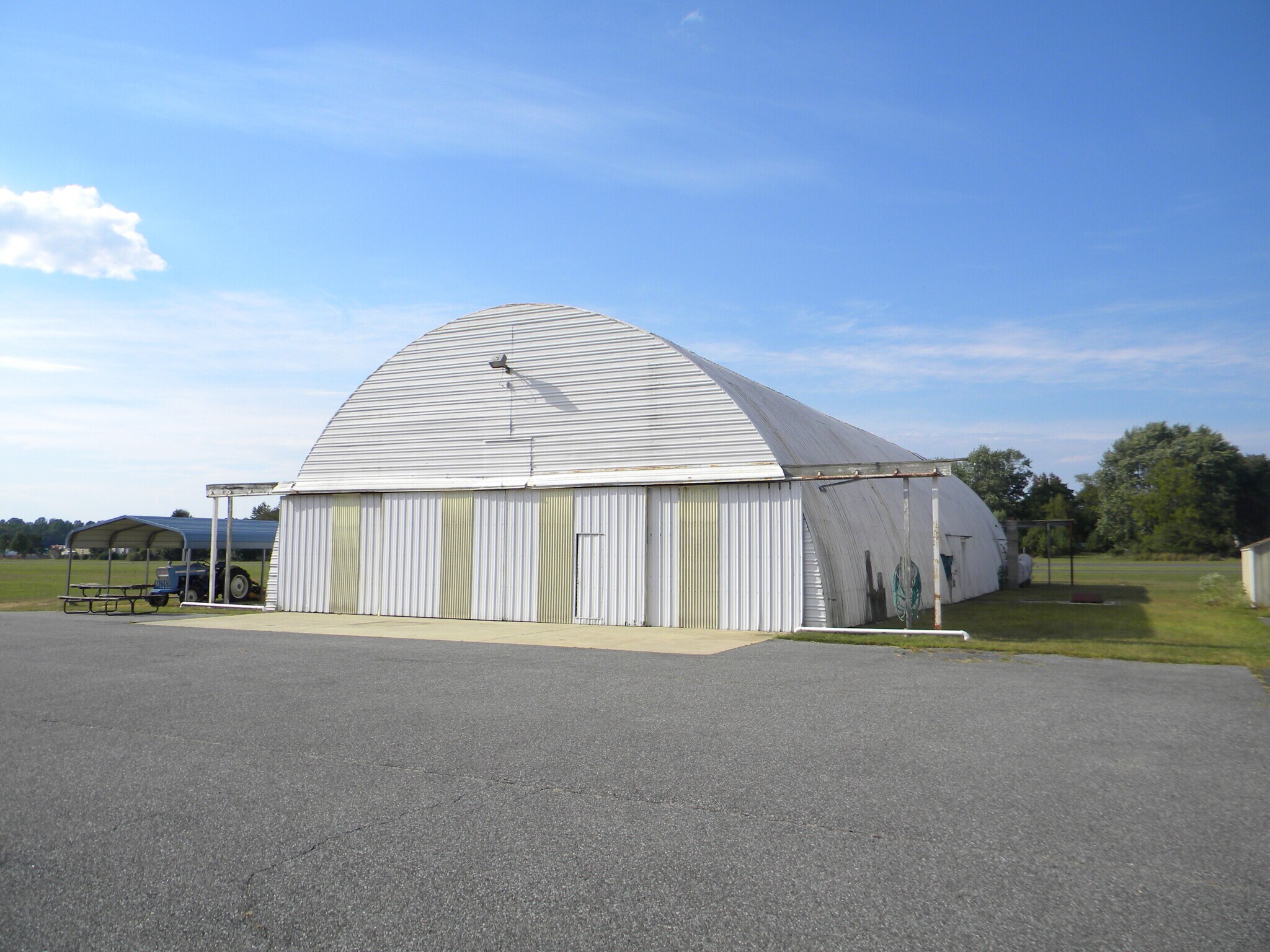 423 Airport Dr, Williamstown, NJ for sale Primary Photo- Image 1 of 1