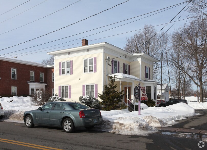 26 Maple Ave, Windsor, CT for sale - Primary Photo - Image 1 of 1