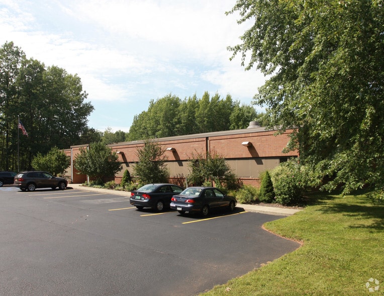 2392 Route 9, Mechanicville, NY for lease - Primary Photo - Image 2 of 21