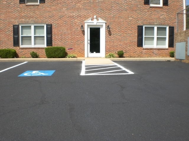 4010 E North St, Greenville, SC for lease Building Photo- Image 1 of 2