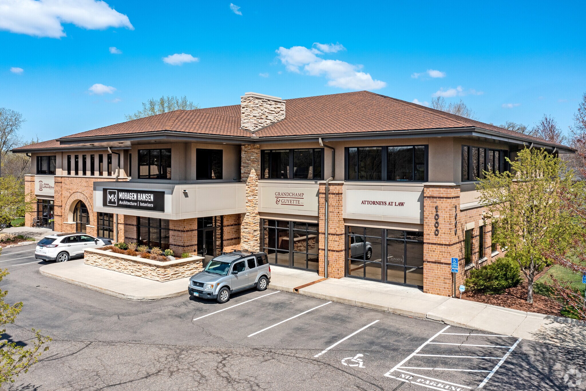 1000 Twelve Oaks Center Dr, Wayzata, MN for sale Building Photo- Image 1 of 1