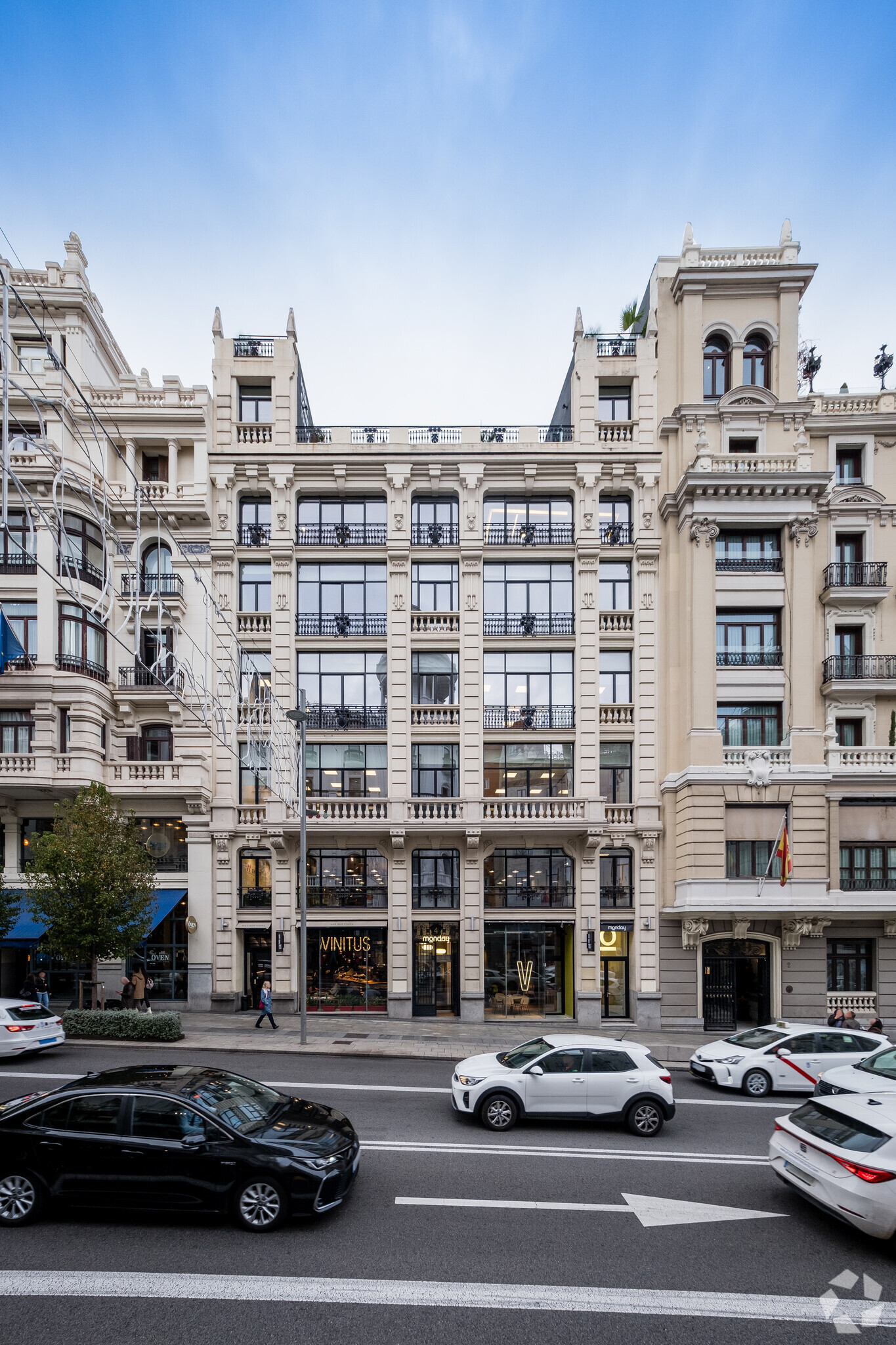 Calle Gran Vía, 4, Madrid, Madrid for lease Interior Photo- Image 1 of 2