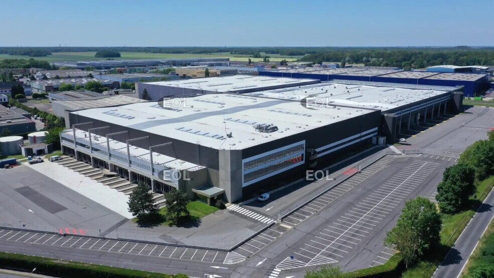 Industrial in Tournan-en-Brie for lease - Aerial - Image 3 of 13