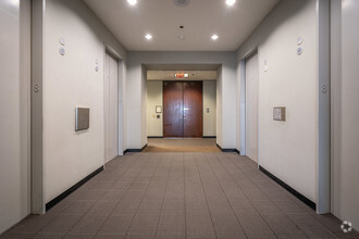 9800 Centre Pky, Houston, TX for lease Interior Photo- Image 2 of 2