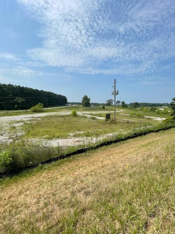 97 Gordon Rd, Newnan, GA 30263