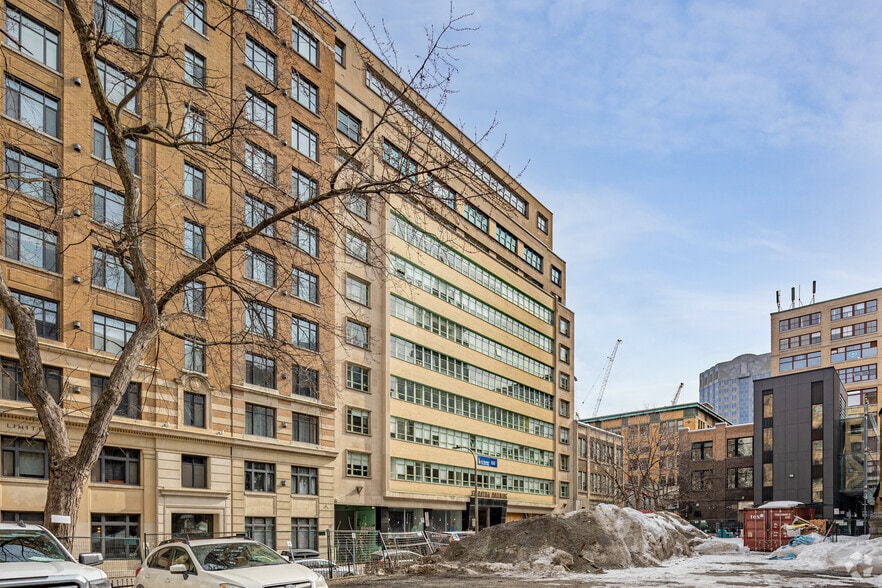 1425-1435 Rue Saint-Alexandre, Montréal, QC for lease - Building Photo - Image 3 of 15