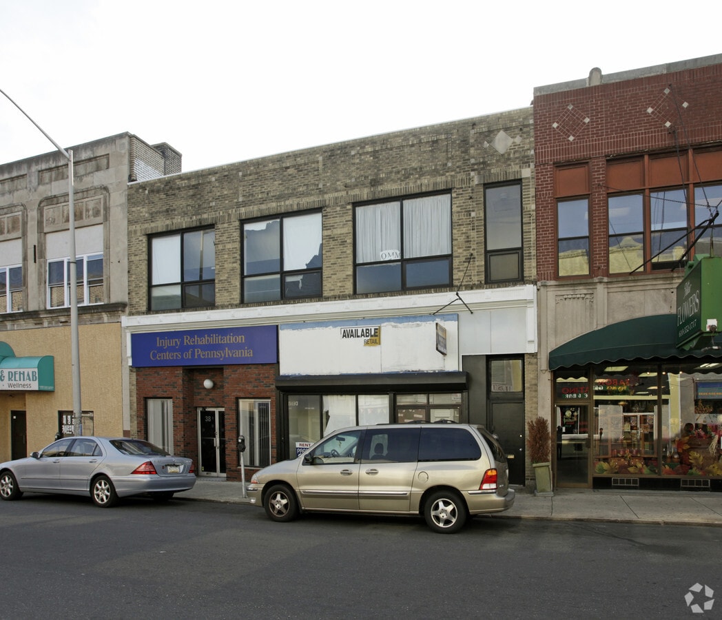 3840 Garrett Rd, Upper Darby, PA 19082