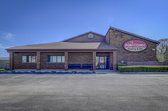 643 S Dixie Hwy, Beecher, IL for sale - Building Photo - Image 1 of 46