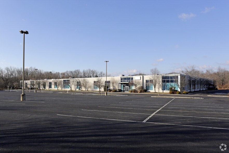 311 Veterans Hwy, Levittown, PA 19056 Office for Lease