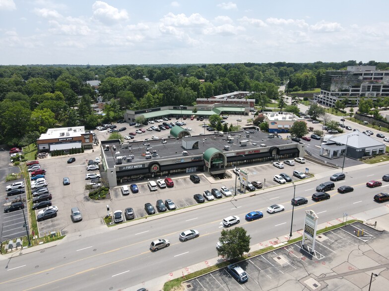 8110-8118 Montgomery Rd, Cincinnati, OH for lease - Building Photo - Image 1 of 4