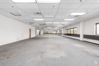 1000 Stewart Ave, Glen Burnie, MD for lease Interior Photo- Image 2 of 4