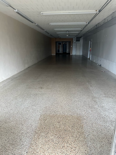 3642 Tamiami Trl, Port Charlotte, FL for lease - Building Photo - Image 2 of 40