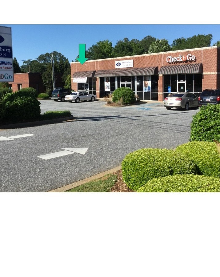 227 E Blackstock Rd, Spartanburg, SC 29301