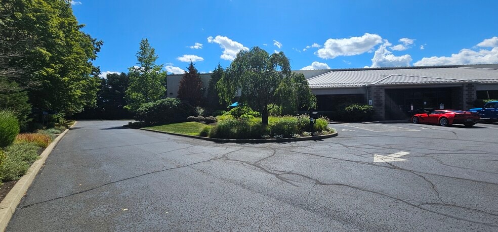 14 High Bridge Rd, Sandy Hook, CT for sale - Building Photo - Image 3 of 25