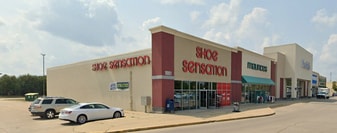 5,004 SF at Austin Market - Storefront Property