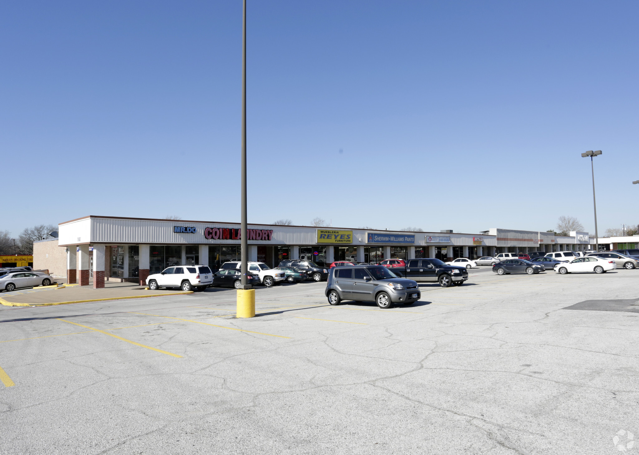 3001-3051 S 1st St, Garland, TX for lease Primary Photo- Image 1 of 4