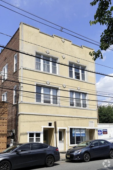 5 Montgomery St, Bloomfield, NJ for lease - Building Photo - Image 2 of 2