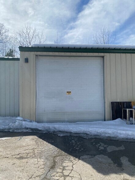 24 Foundry Ave, Meredith, NH for lease - Primary Photo - Image 2 of 5