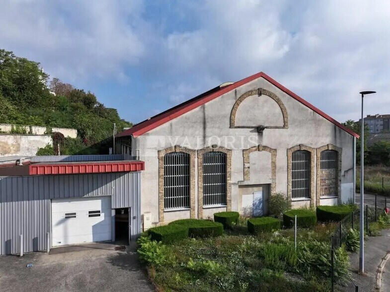 Flex in La Mulatière for sale - Building Photo - Image 1 of 5