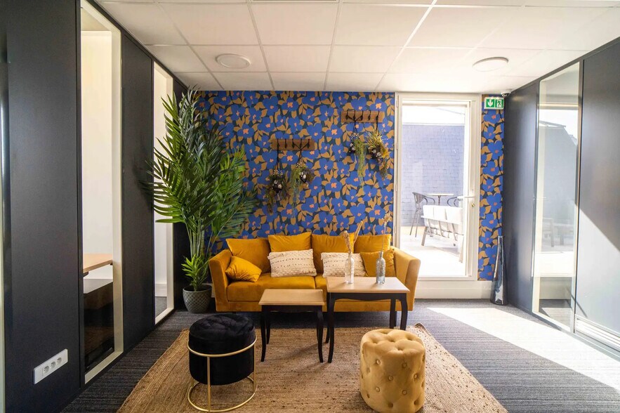 60 Rue Bernard Giraudeau, Montpellier for lease - Interior Photo - Image 3 of 7