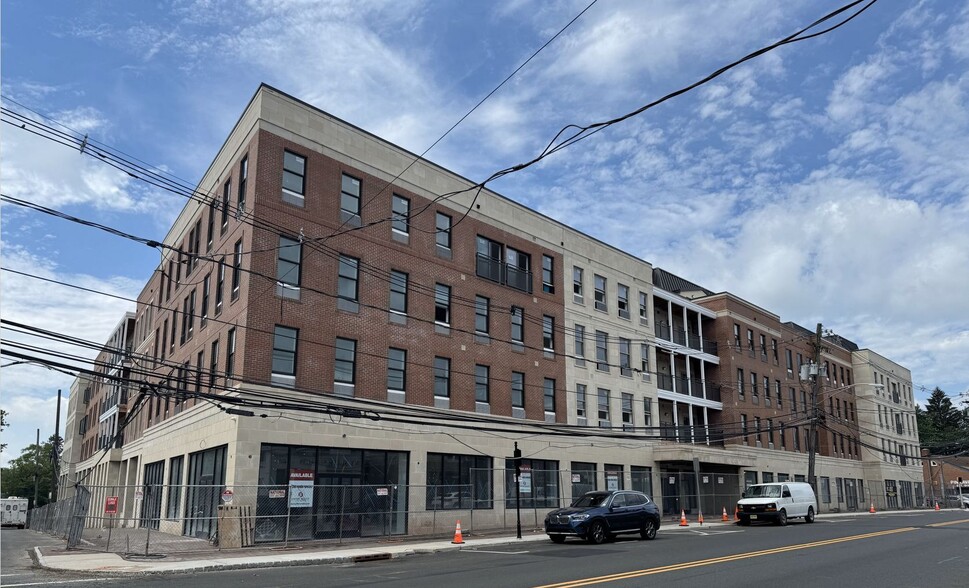 265 Morris Ave, Springfield, NJ for lease - Building Photo - Image 3 of 3