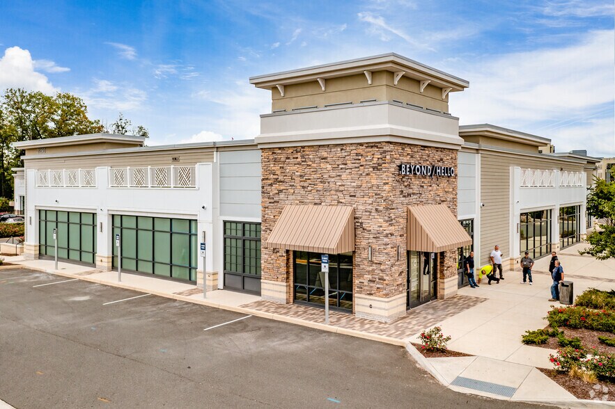 21290 Windmill Parc Dr, Sterling, VA 20166 Building 4