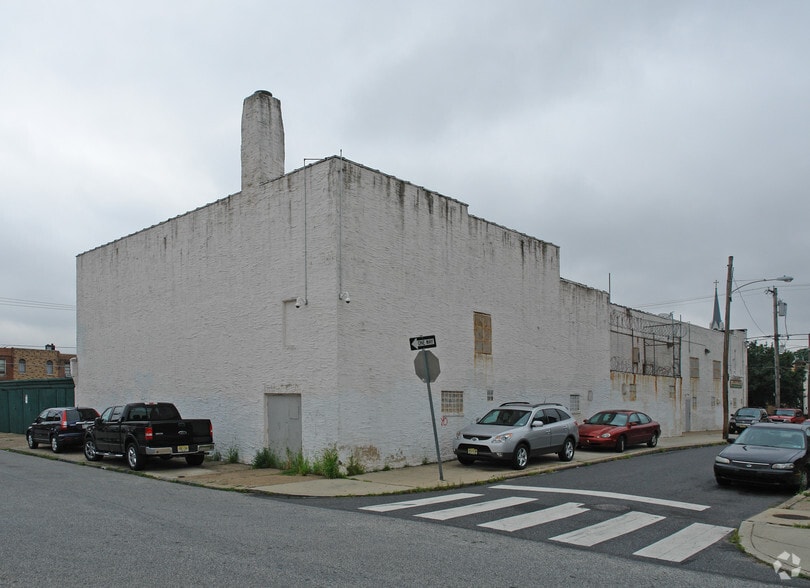 2512 E Clearfield St, Philadelphia, PA for lease - Building Photo - Image 2 of 2
