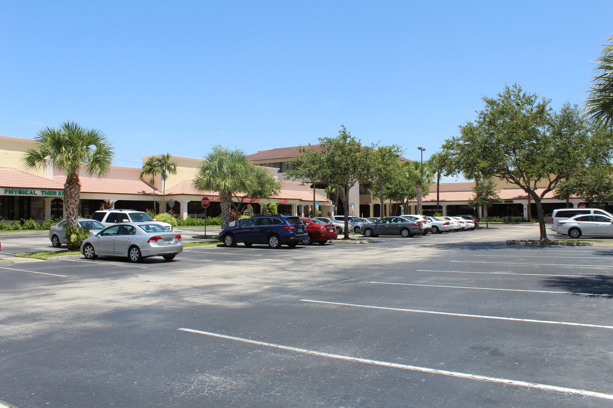 15200 Jog Rd, Delray Beach, FL 33446 - Atlantic Plaza Shoppes | LoopNet