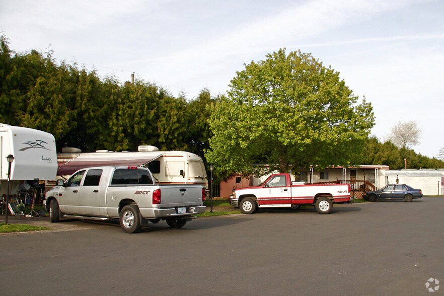 1523 SE 162nd Ave, Portland, OR for sale - Primary Photo - Image 1 of 3