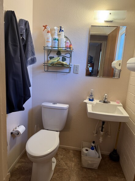 5075 E 29th St, Tucson, AZ for sale - Building Photo - Image 3 of 11