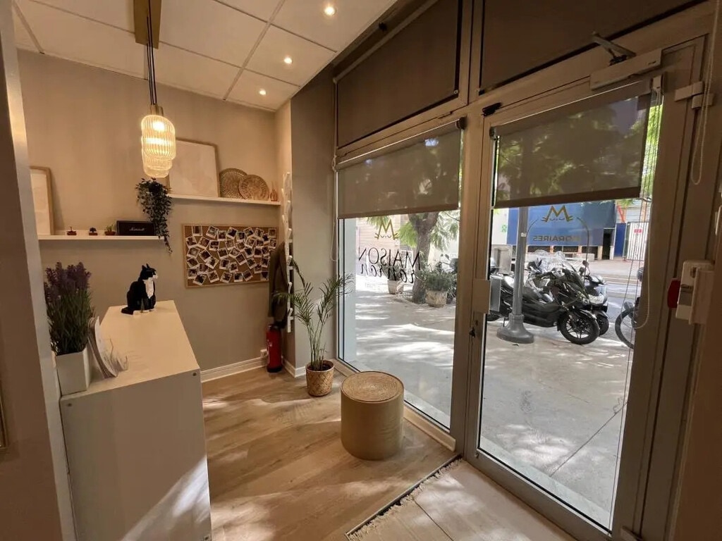 Vente Commerce 73 m² - Photo 1
