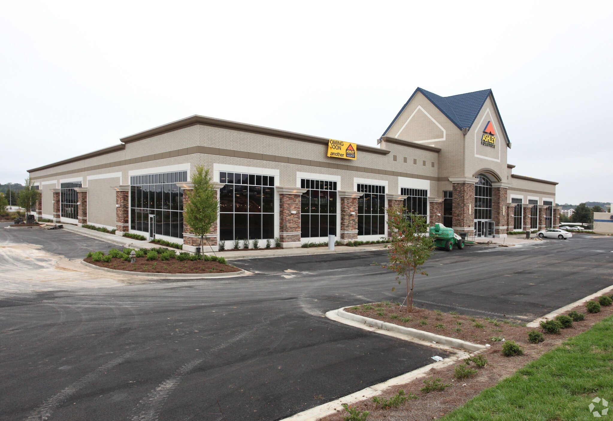 8000 Mall Pky, Lithonia, GA for sale Primary Photo- Image 1 of 1