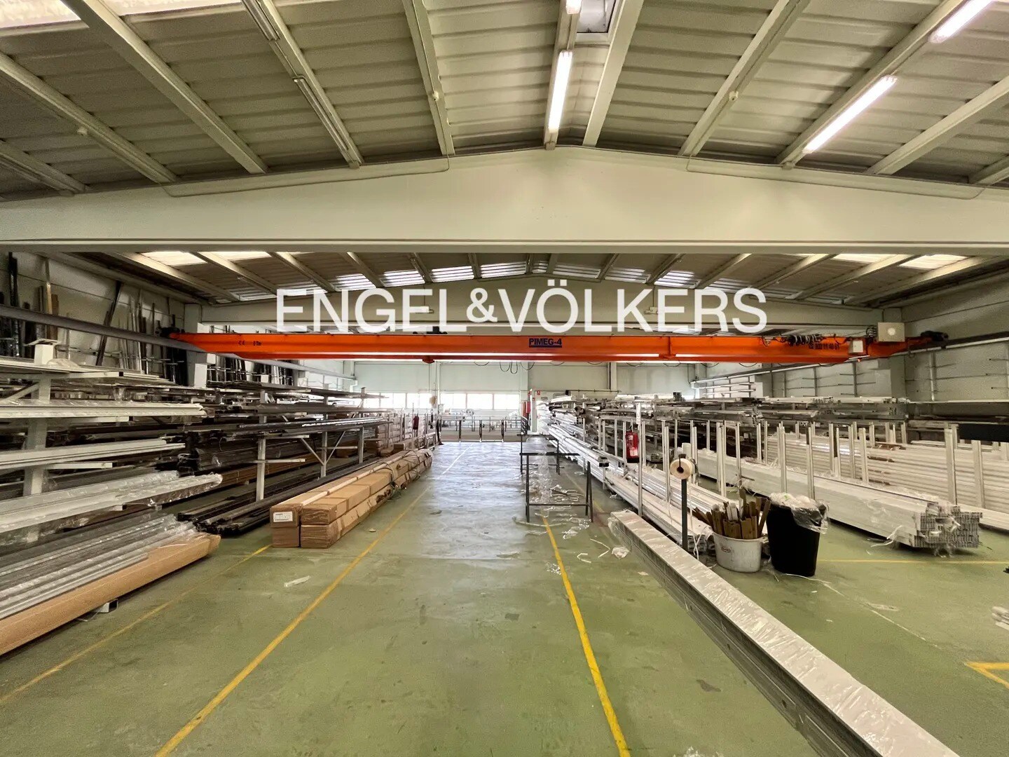 Industrial in Montcada i Reixac, Barcelona for sale Interior Photo- Image 1 of 9