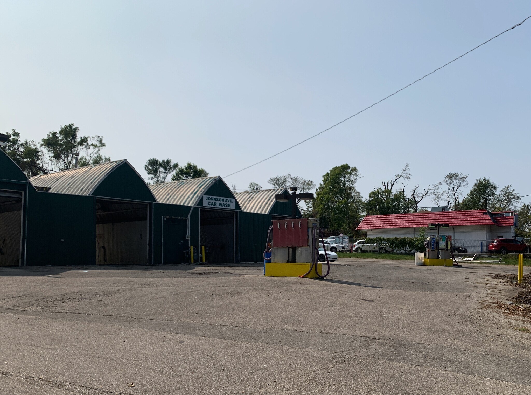 2725 Johnson Ave NW, Cedar Rapids, IA for sale Primary Photo- Image 1 of 1