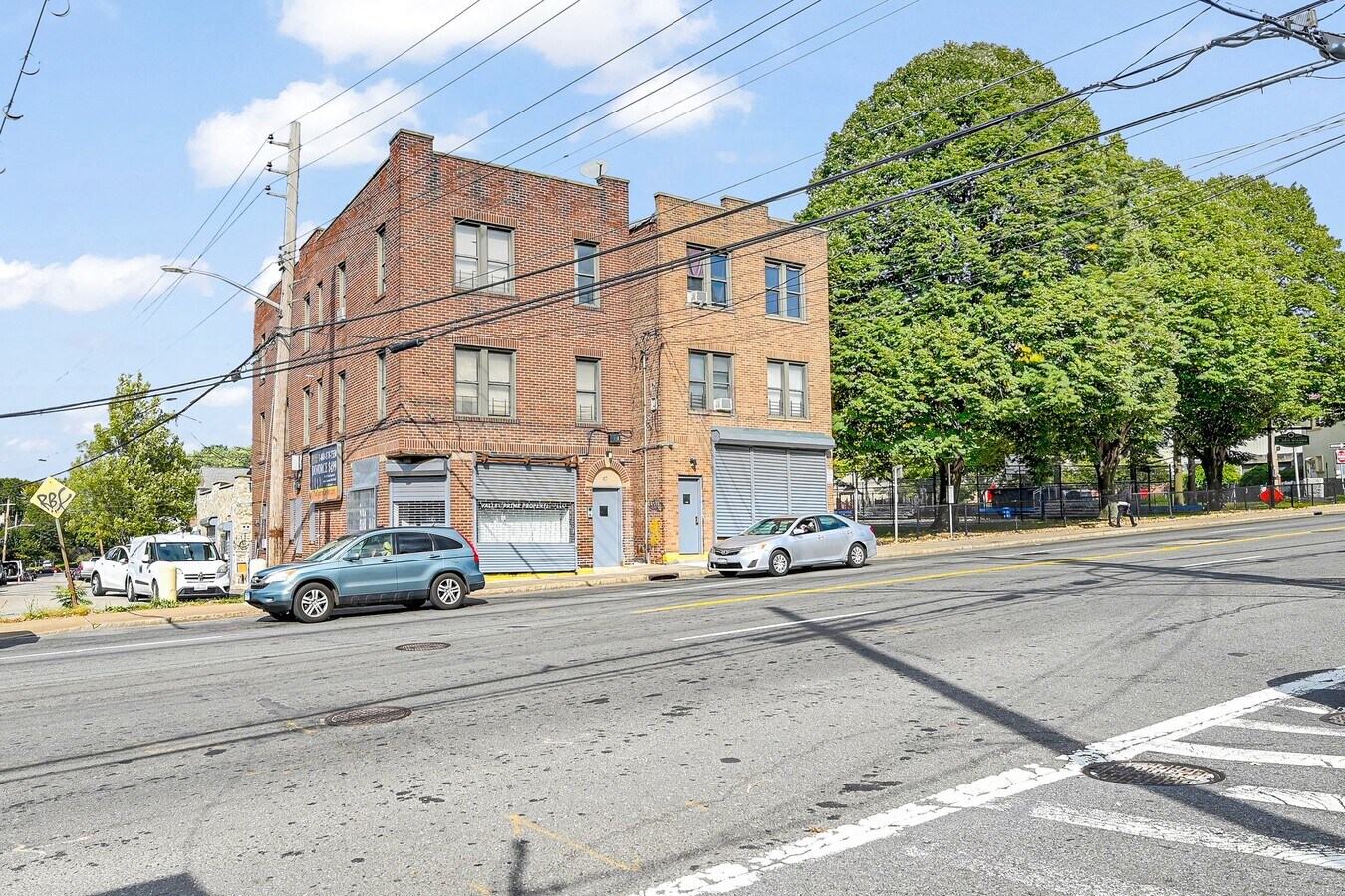 3335 Tuckahoe Rd, Yonkers, NY 10710 Free Market * Tenants Pay