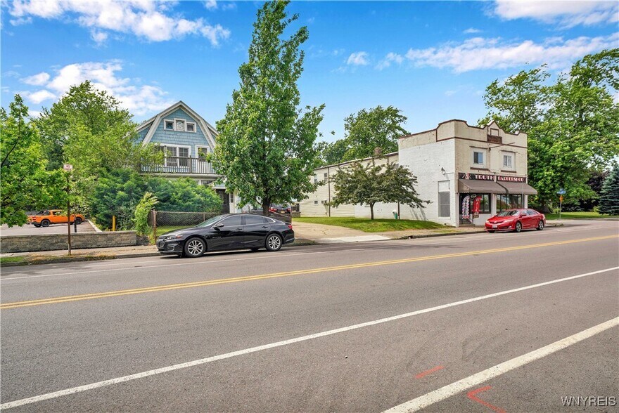 2325 S Park Ave, Buffalo, NY for sale - Building Photo - Image 3 of 37