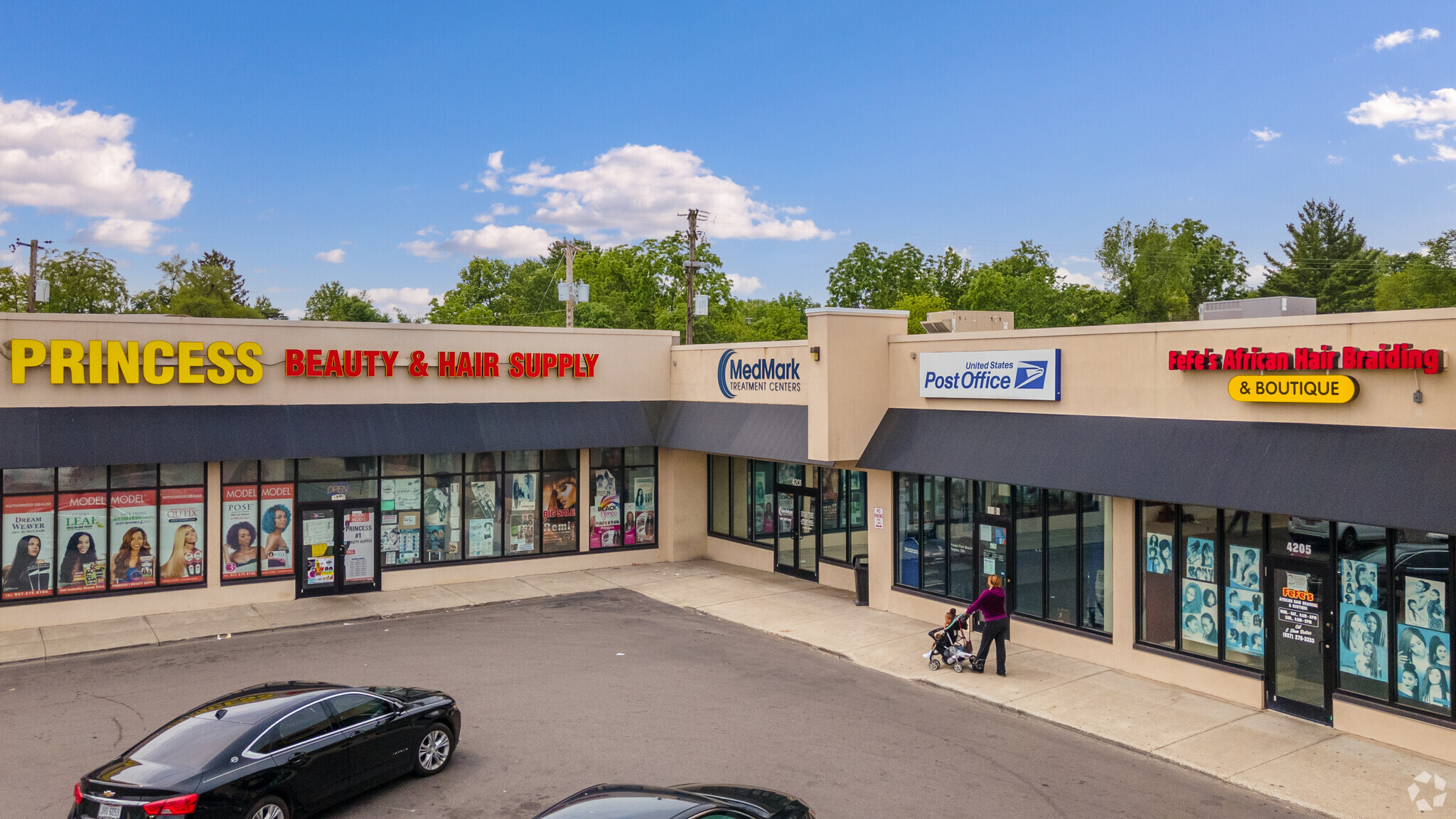 4141-4255 N Main St, Dayton, OH for lease Building Photo- Image 1 of 5