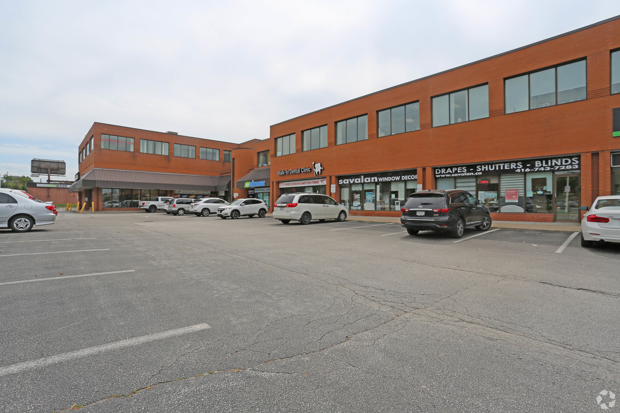 5109 Steeles Ave W, Toronto, ON for lease Primary Photo- Image 1 of 5