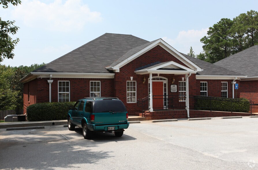 200 W Campground Rd, Mcdonough, GA 30253