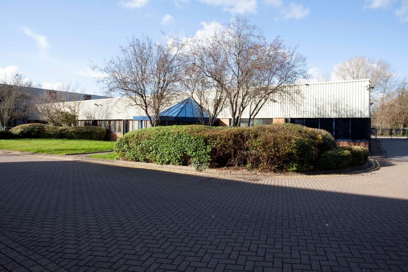 Murdock Rd, Swindon for sale Primary Photo- Image 1 of 1