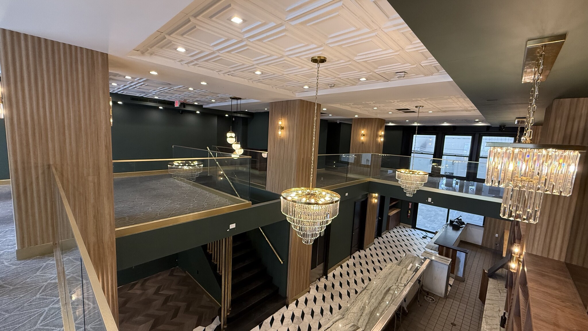 1680 N Vine St, Hollywood, CA for lease Interior Photo- Image 1 of 8