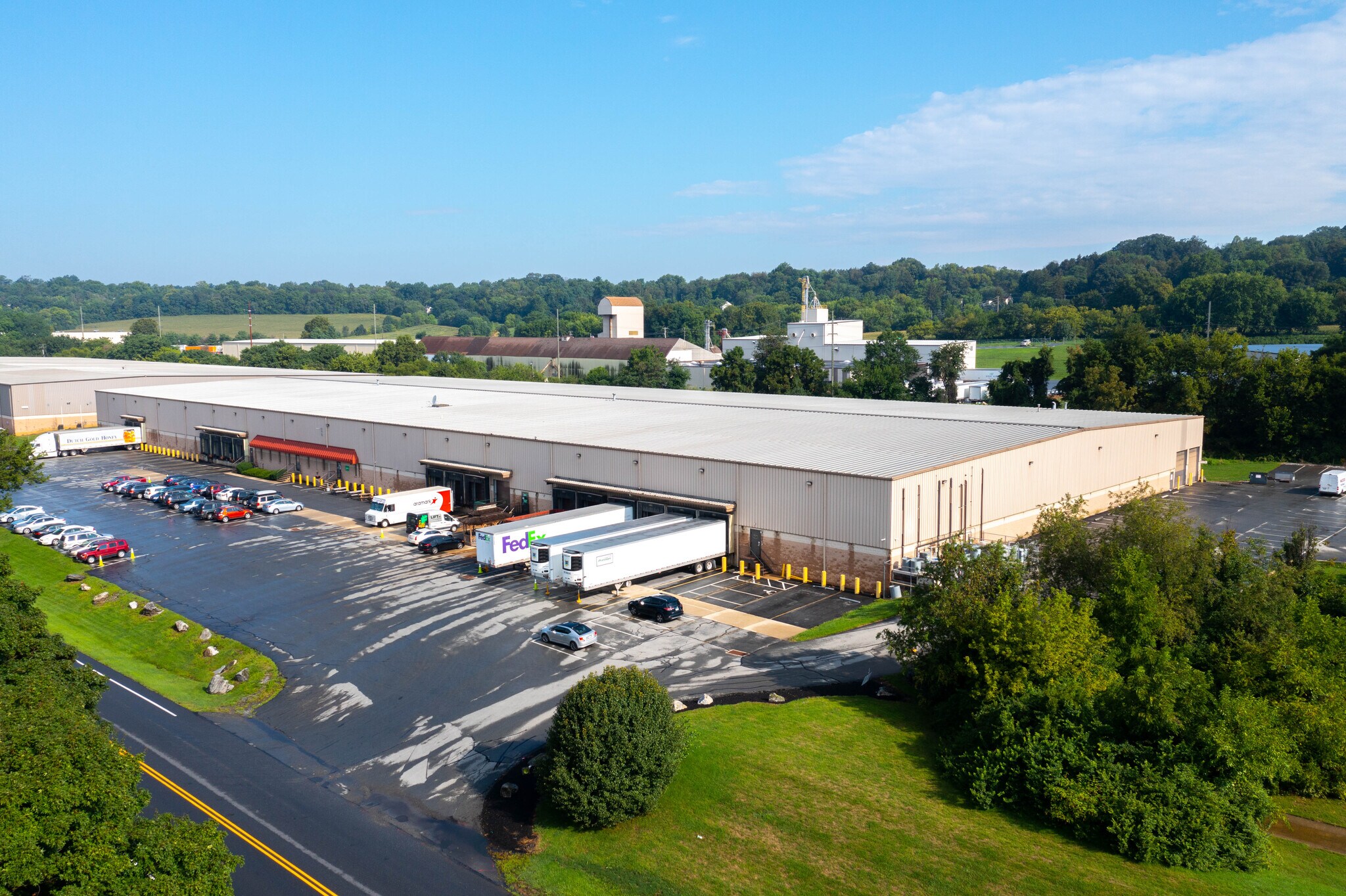 2910 Old Tree Dr, Lancaster, PA for sale Building Photo- Image 1 of 1