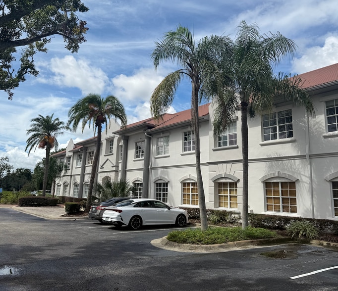 1803 Park Center Dr, Orlando, FL for lease - Building Photo - Image 2 of 7