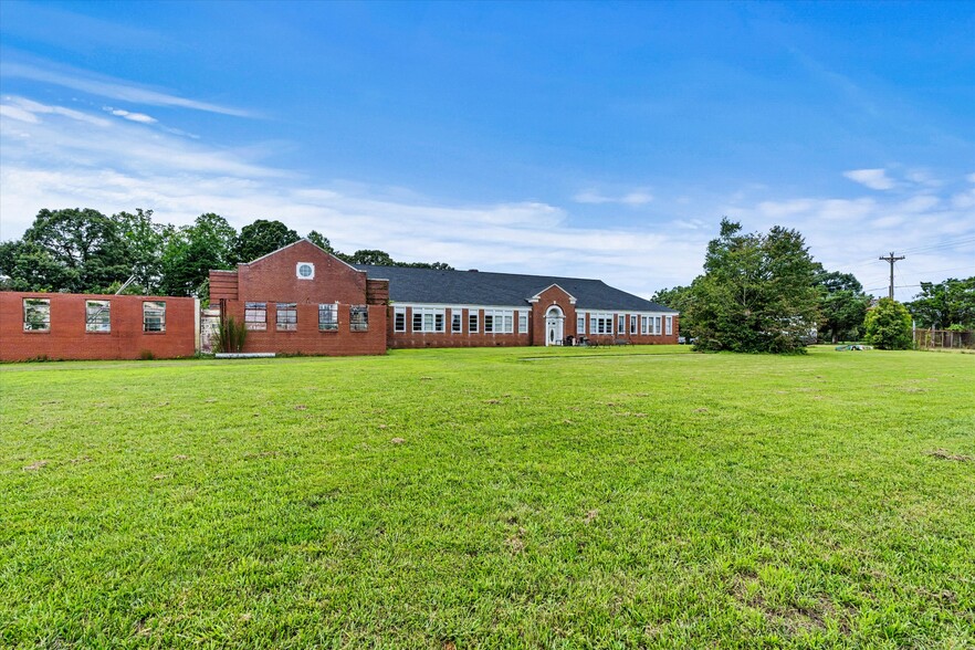 1318 Ostwalt Amity Rd, Cleveland, NC for sale - Building Photo - Image 3 of 10