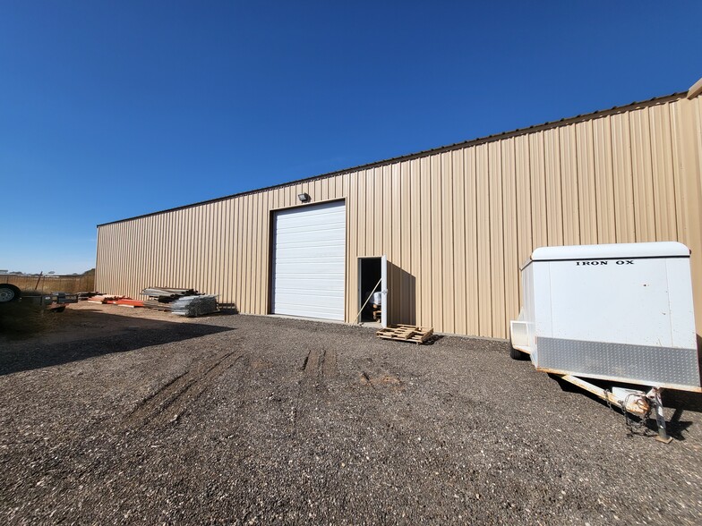 2500 Climer Cir, Amarillo, TX for lease - Building Photo - Image 3 of 4