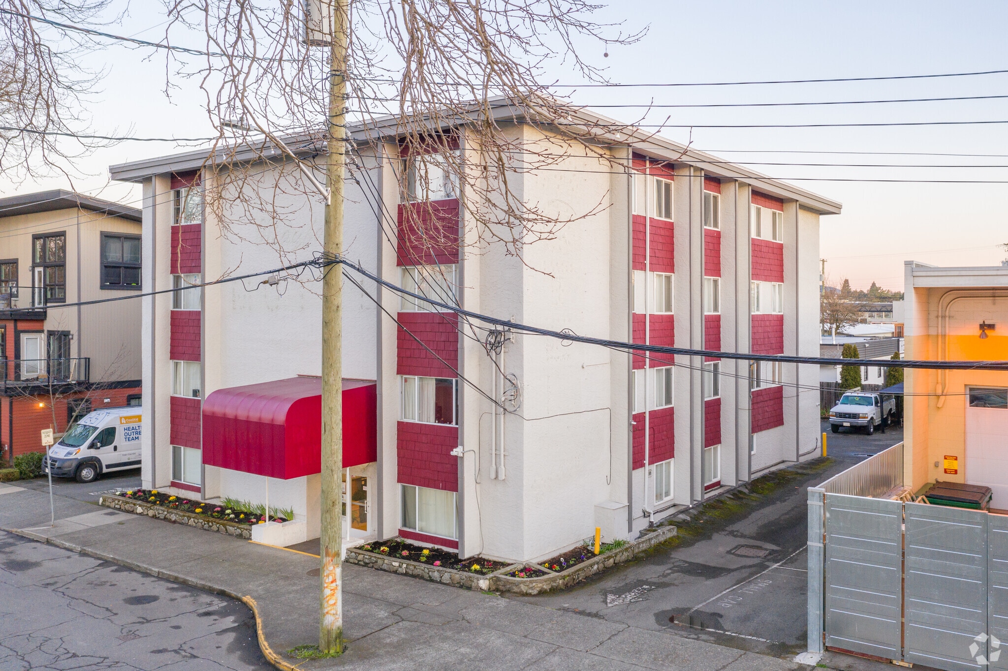 650 Speed Ave, Victoria, BC for sale Primary Photo- Image 1 of 1