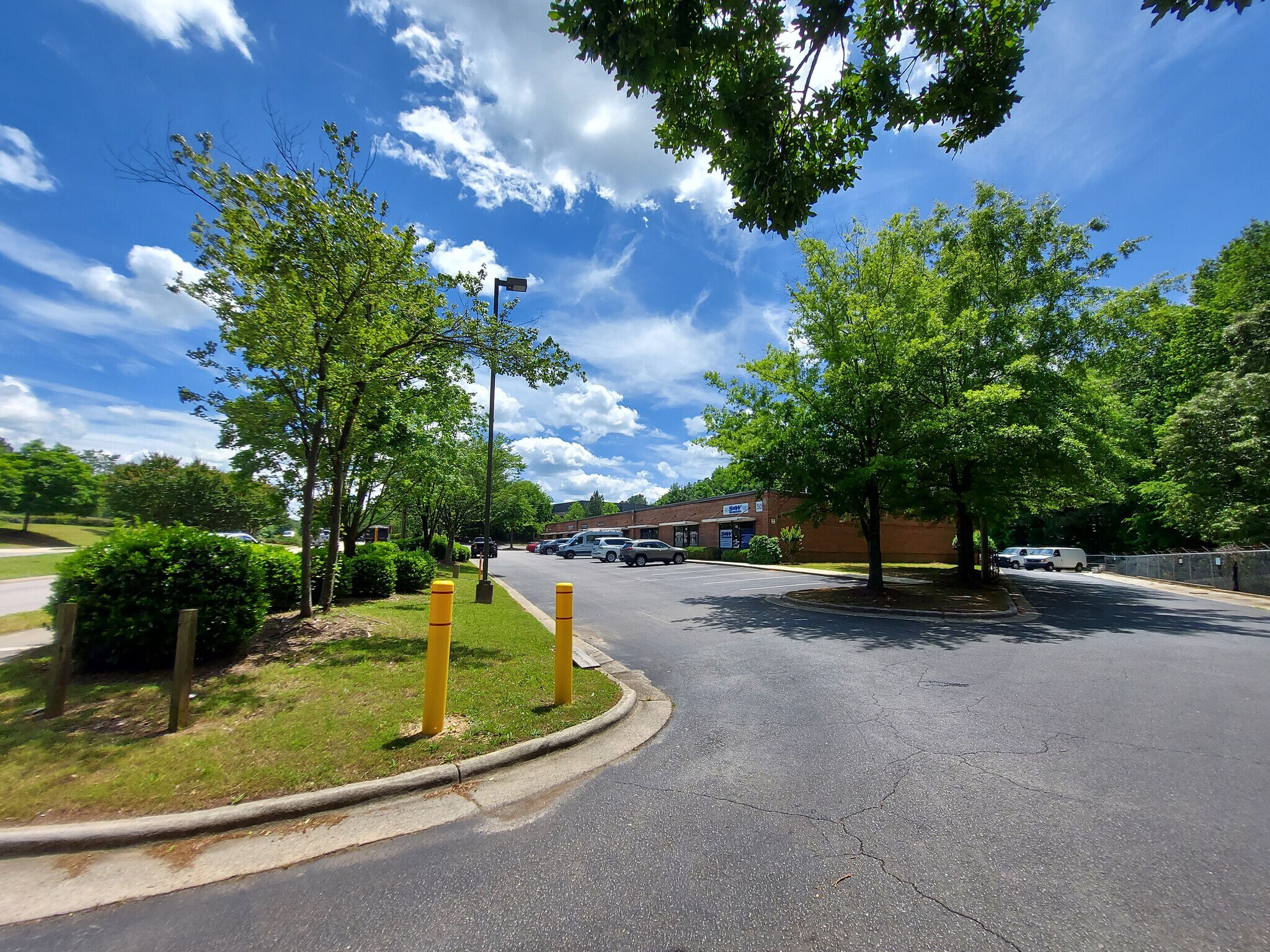 500 New Hope Rd, Raleigh, NC 27610 New Hope Commercial Center