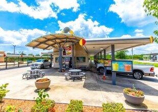 6767 W Port Arthur Rd, Port Arthur, TX for lease Interior Photo- Image 1 of 18