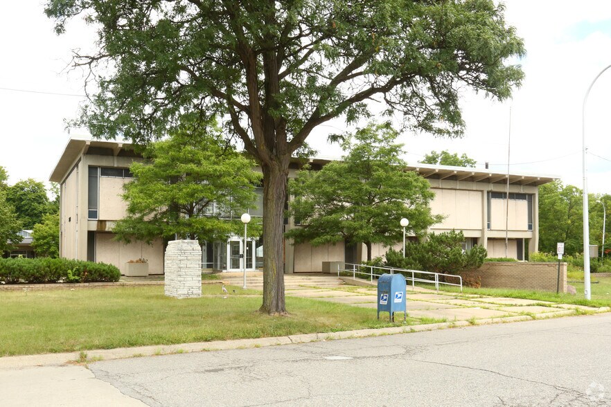 2121 Inkster Rd, Inkster, MI for sale - Primary Photo - Image 1 of 1